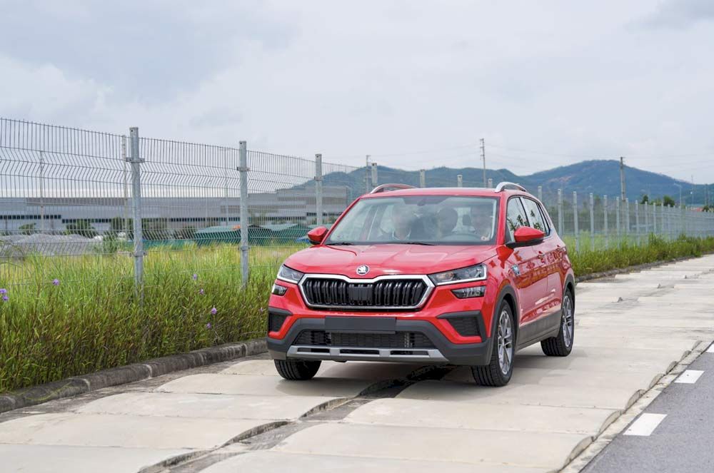 Skoda Kushaq &ndash; Mẫu SUV ch&acirc;u &Acirc;u đầu ti&ecirc;n được sản xuất tại Việt Nam, Bộ trưởng S&eacute;c trực tiếp l&aacute;i thử