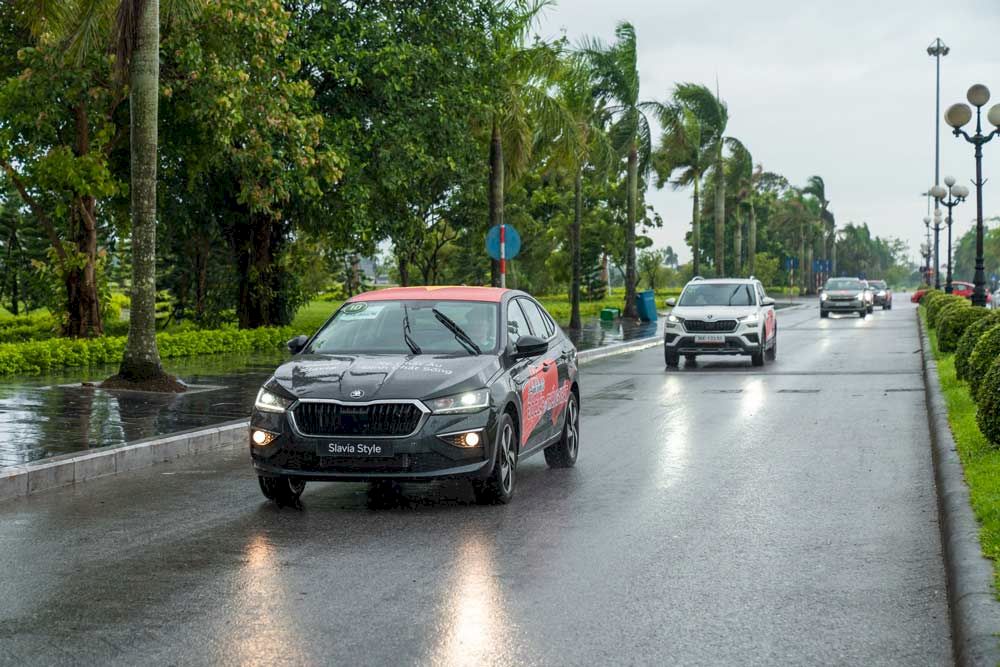 Đánh giá Skoda Slavia: Sedan đô thị vượt kỳ vọng trên đường dài
