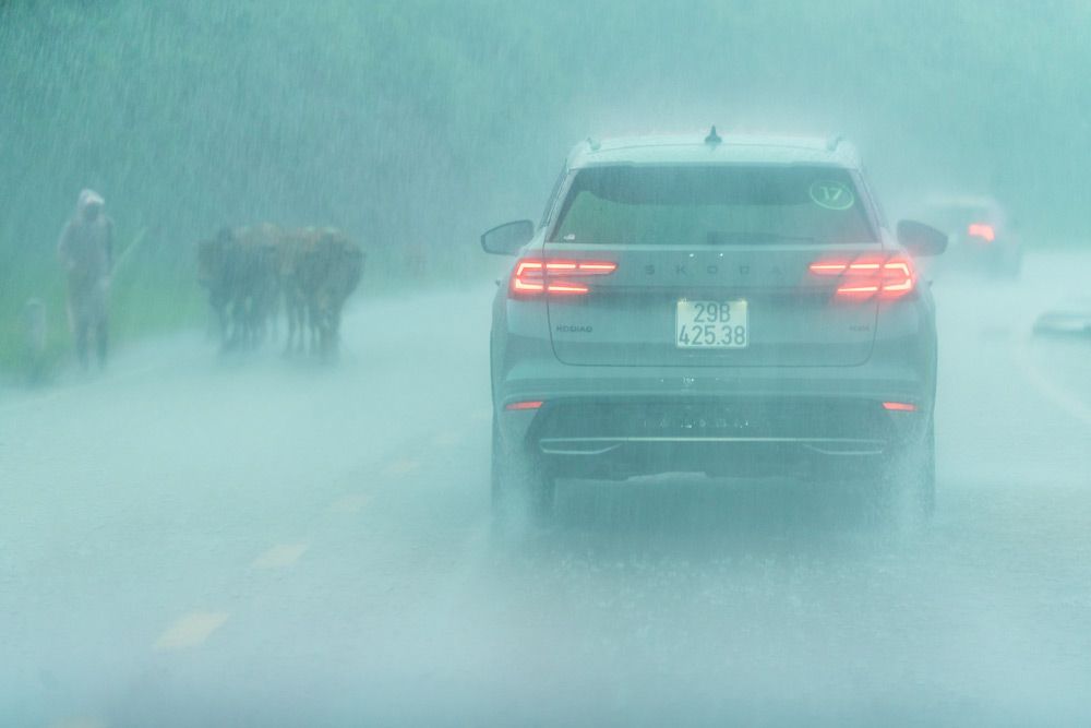 Đ&aacute;nh gi&aacute; Skoda Kodiaq: SUV 7 chỗ đẳng cấp, &ecirc;m &aacute;i đ&aacute;ng ngạc nhi&ecirc;n