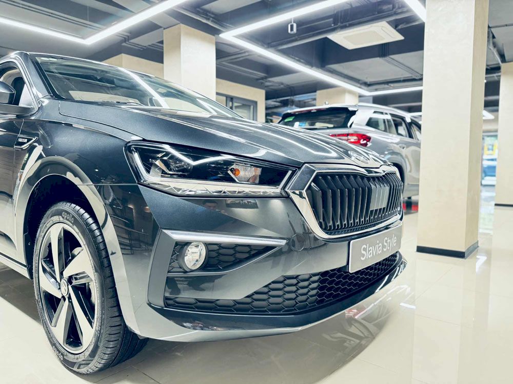 Skoda Slavia 2025 chính thức ra mắt, gây " shock " với mức giá
