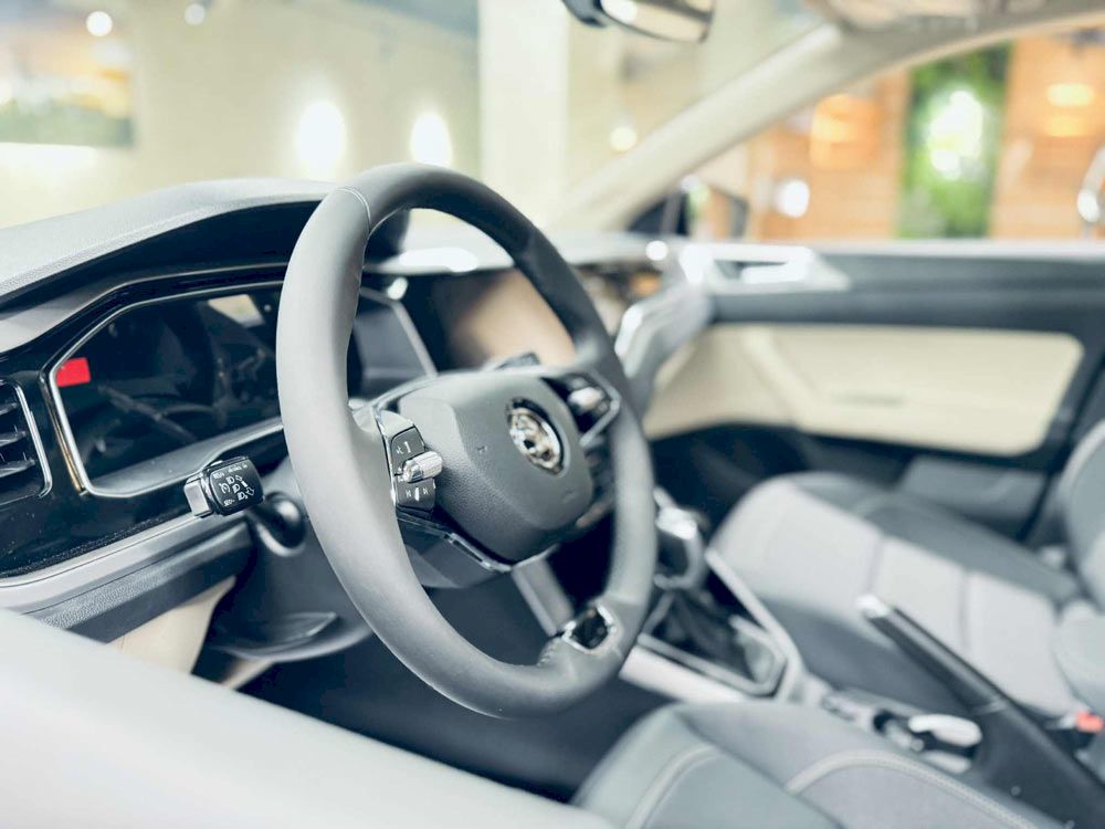 Skoda Slavia 2025 chính thức ra mắt, gây " shock " với mức giá