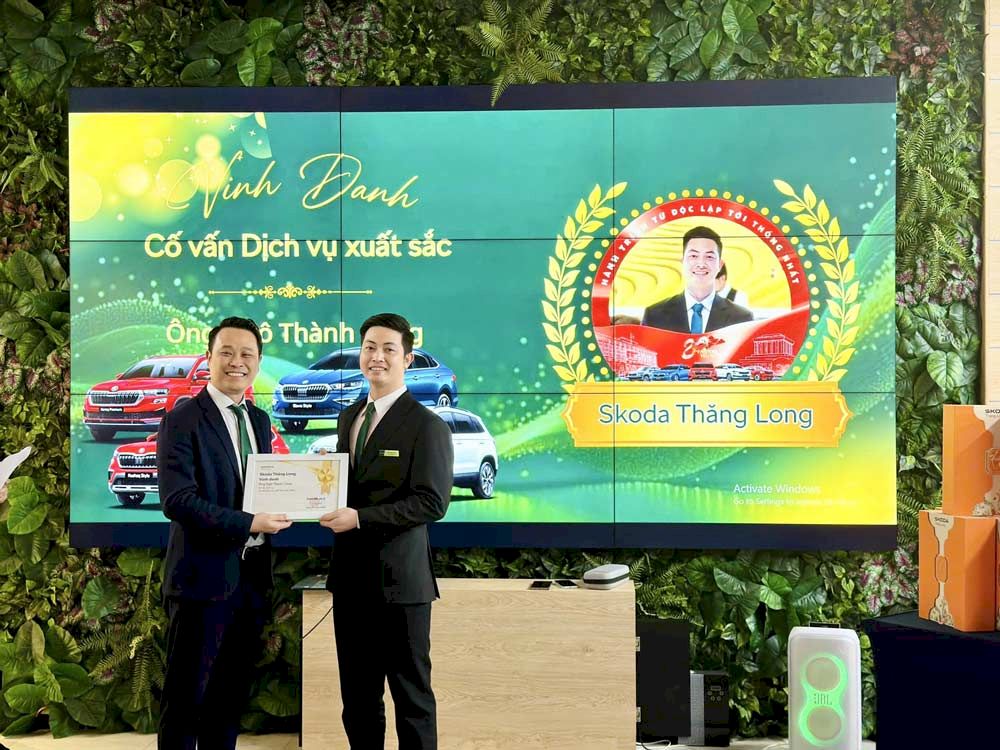 Vinh danh tập thể v&agrave; c&aacute; nh&acirc;n xuất sắc Skoda Thăng Long 2025 &ndash; Sẵn s&agrave;ng bứt ph&aacute; 2026