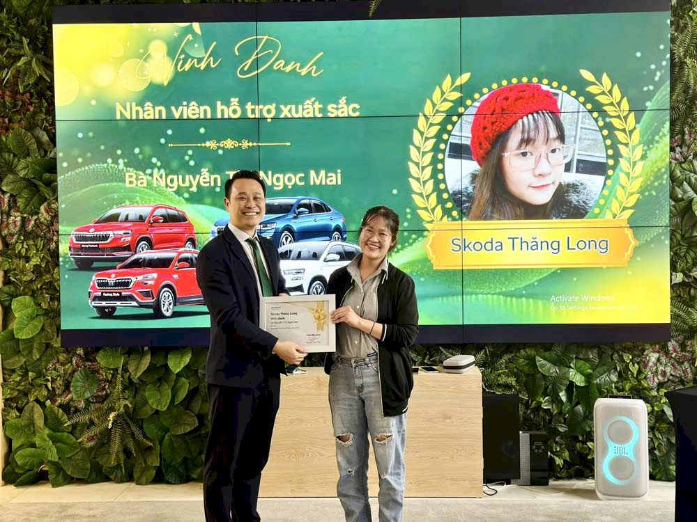 Vinh danh tập thể v&agrave; c&aacute; nh&acirc;n xuất sắc Skoda Thăng Long 2025 &ndash; Sẵn s&agrave;ng bứt ph&aacute; 2026