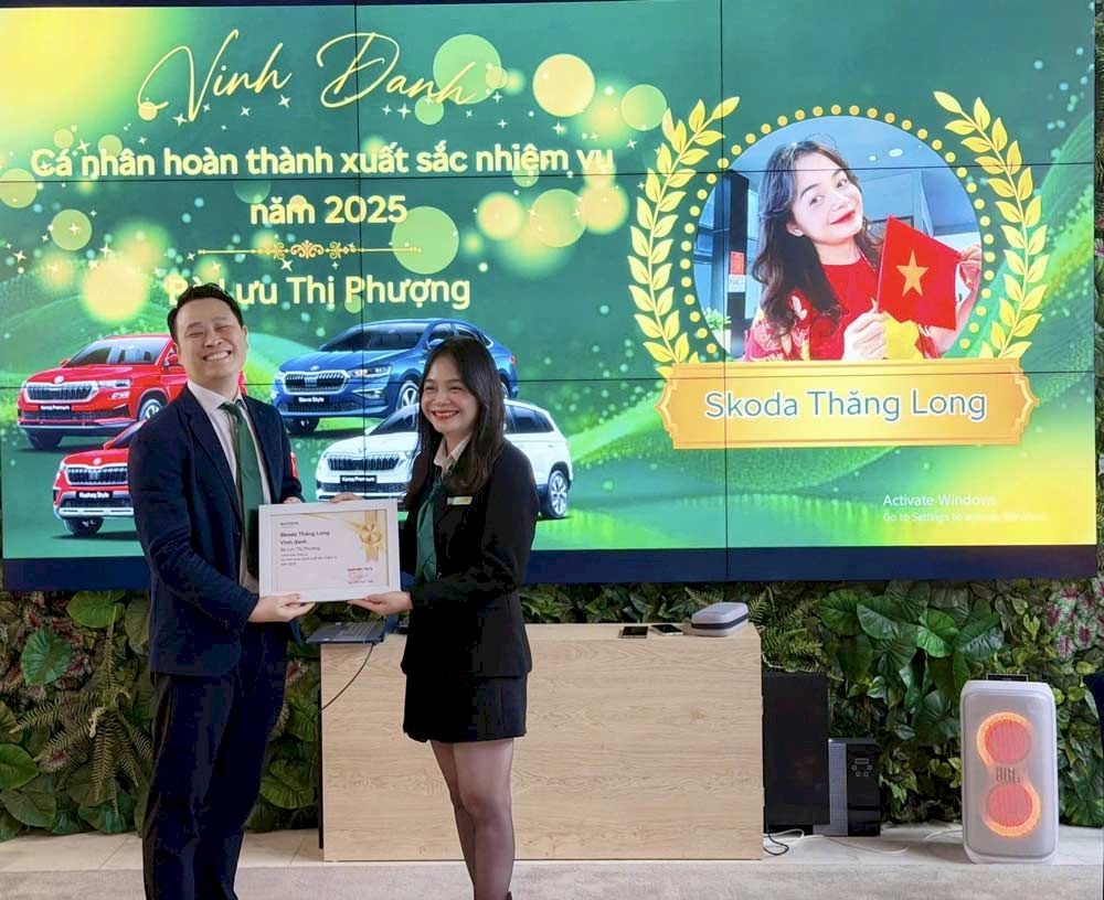 Vinh danh tập thể v&agrave; c&aacute; nh&acirc;n xuất sắc Skoda Thăng Long 2025 &ndash; Sẵn s&agrave;ng bứt ph&aacute; 2026