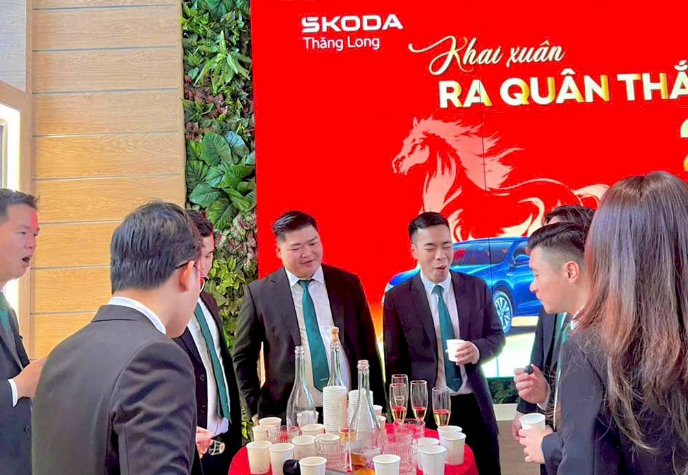 Khai Xu&acirc;n Thắng Lợi 2026 | Skoda Thăng Long Bứt Ph&aacute;